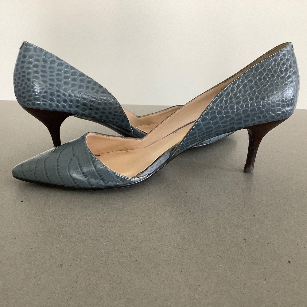 Nine West Blue Low Heel Croc Embossed Leather D’orsay Heels Size 8.5M